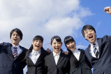 Is an All-English Classroom Good for Students?